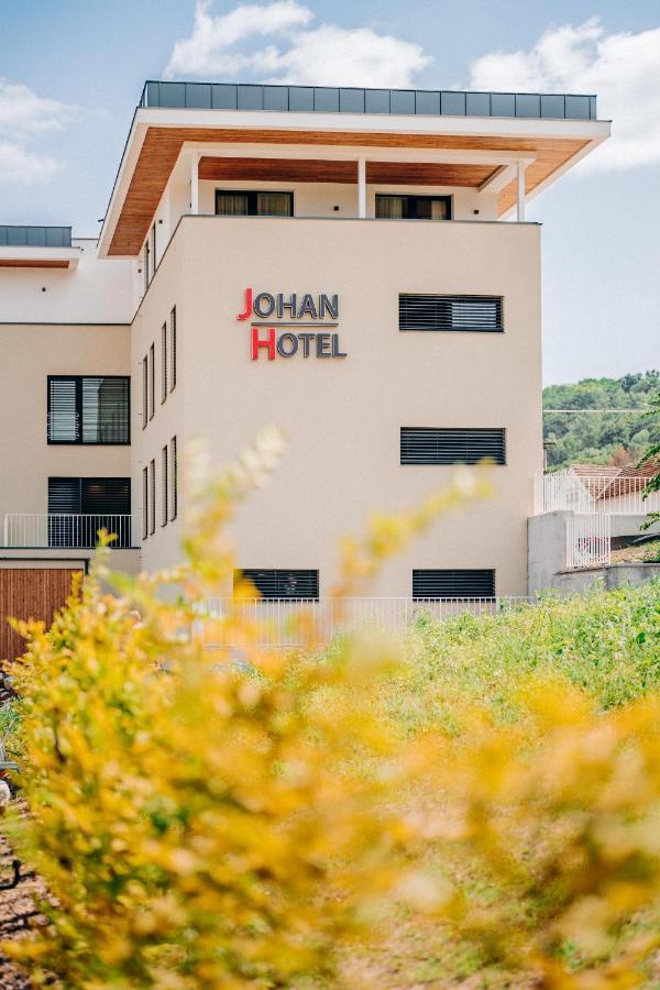 Johan Hotel Zlín Exterior foto